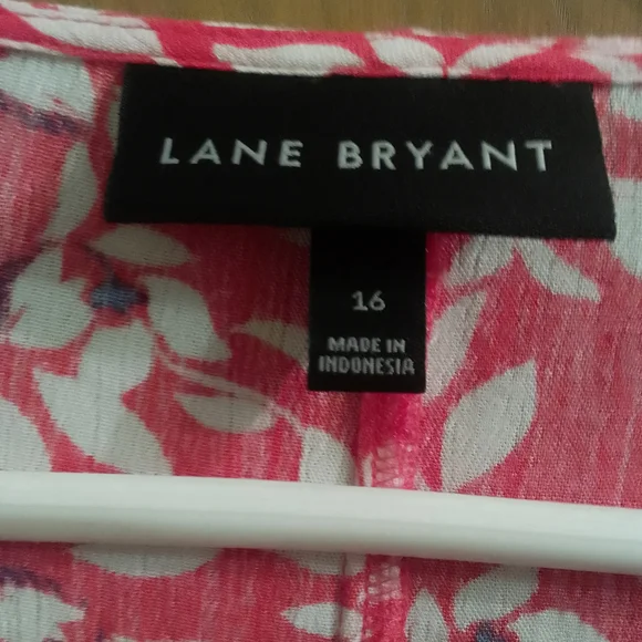 Lane Bryant Pink Floral 3/4 Sleeves Women's Top Fit & Flare Size 16 (21" X 28") - Picture 7 of 8